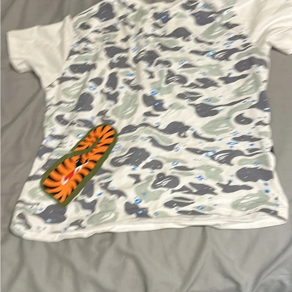 Bape T shirt brand new - Picture 2 of 3